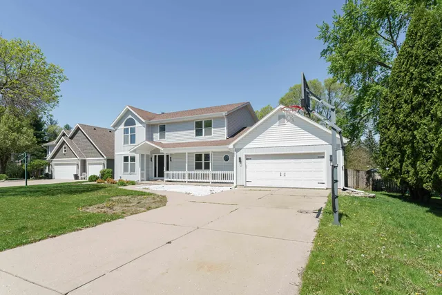 $474,900 | 3927 Southwyck Court, Janesville, WI 53546