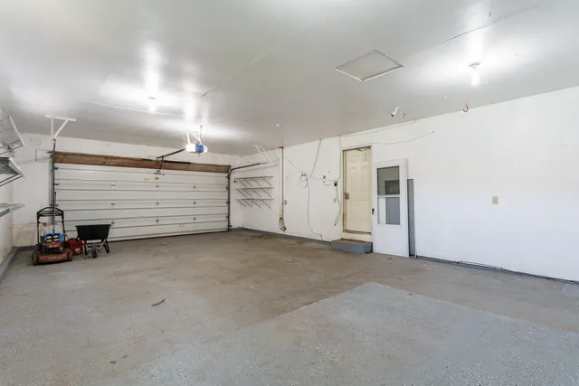 $474,900 | 3927 Southwyck Court, Janesville, WI 53546