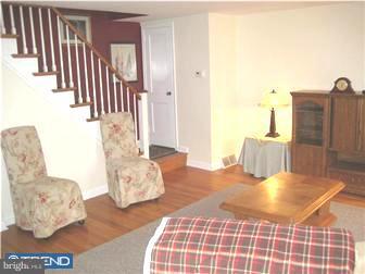 629 Wayne Avenue Springfield, PA 19064 - Photo 3 of 9