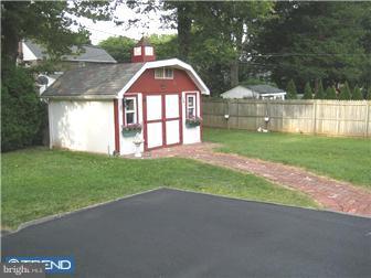 629 Wayne Avenue Springfield, PA 19064 - Photo 8 of 9