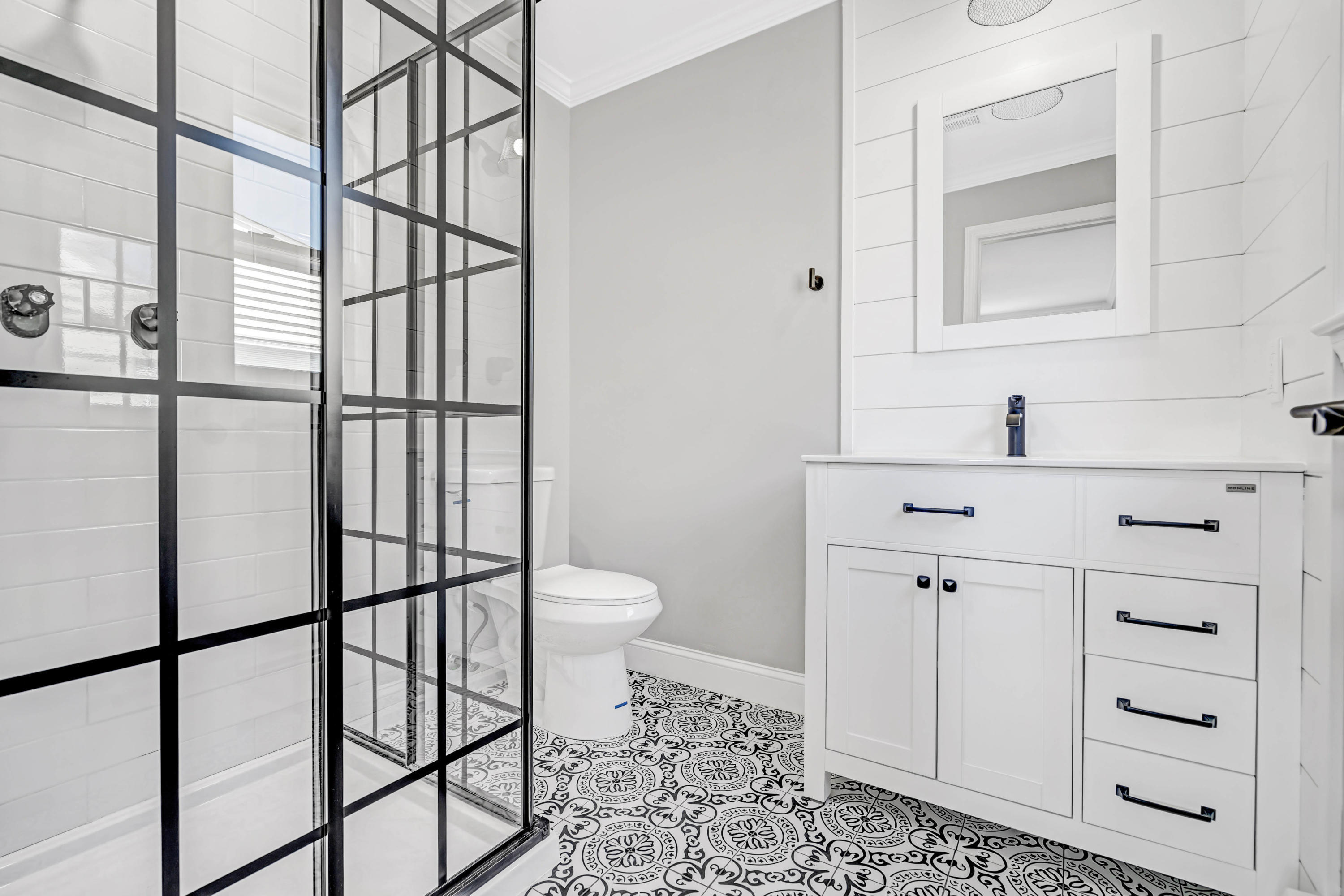7 Norway Road Toms River, NJ 08757 - Photo 6 of 32 Master Bath