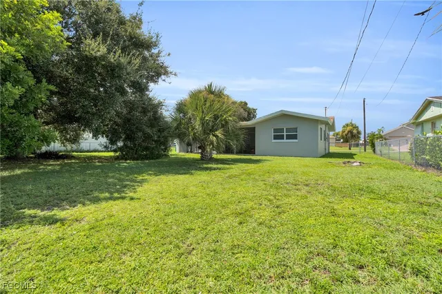 $257,500 | 314 Southeast 47th Terrace, Cape Coral, FL 33904