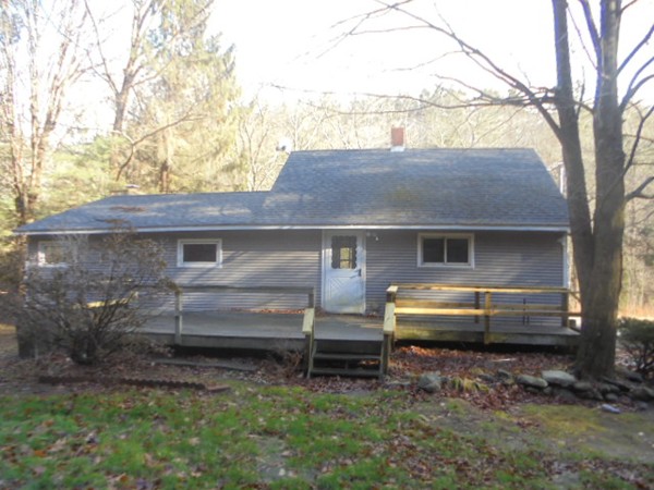 19 Goshen Road Williamsburg, MA 01096 - Photo 3 of 15 Gallery Image 3