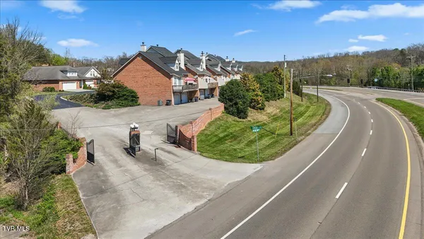 $285,000 | 2503 Cloister Lane, Kingsport, TN 37660