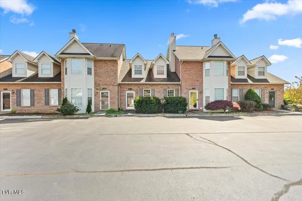 $285,000 | 2503 Cloister Lane, Kingsport, TN 37660