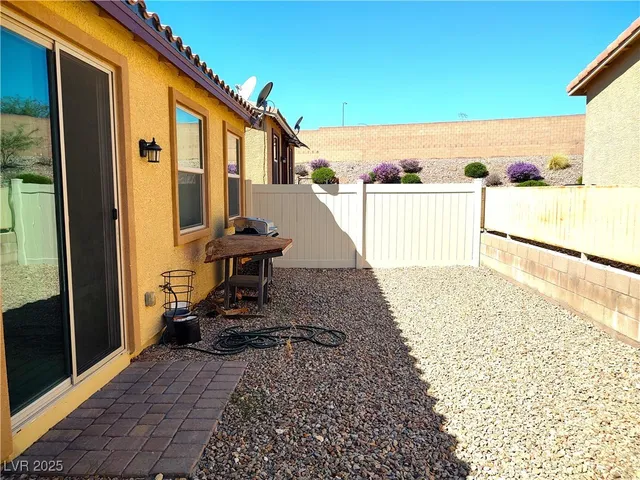 $234,000 | 2691 Chinaberry Hill Street, Laughlin, NV 89029