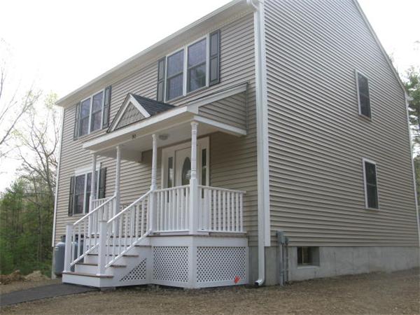 90 Daniels Road Rowley, MA 01969 - Photo 1 of 18 Gallery Image 1