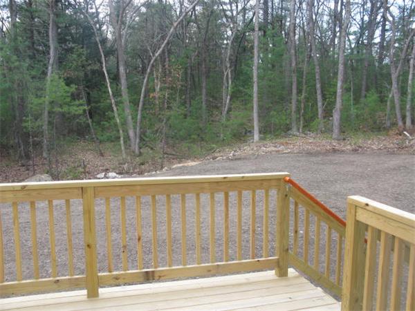 90 Daniels Road Rowley, MA 01969 - Photo 4 of 18 Gallery Image 4