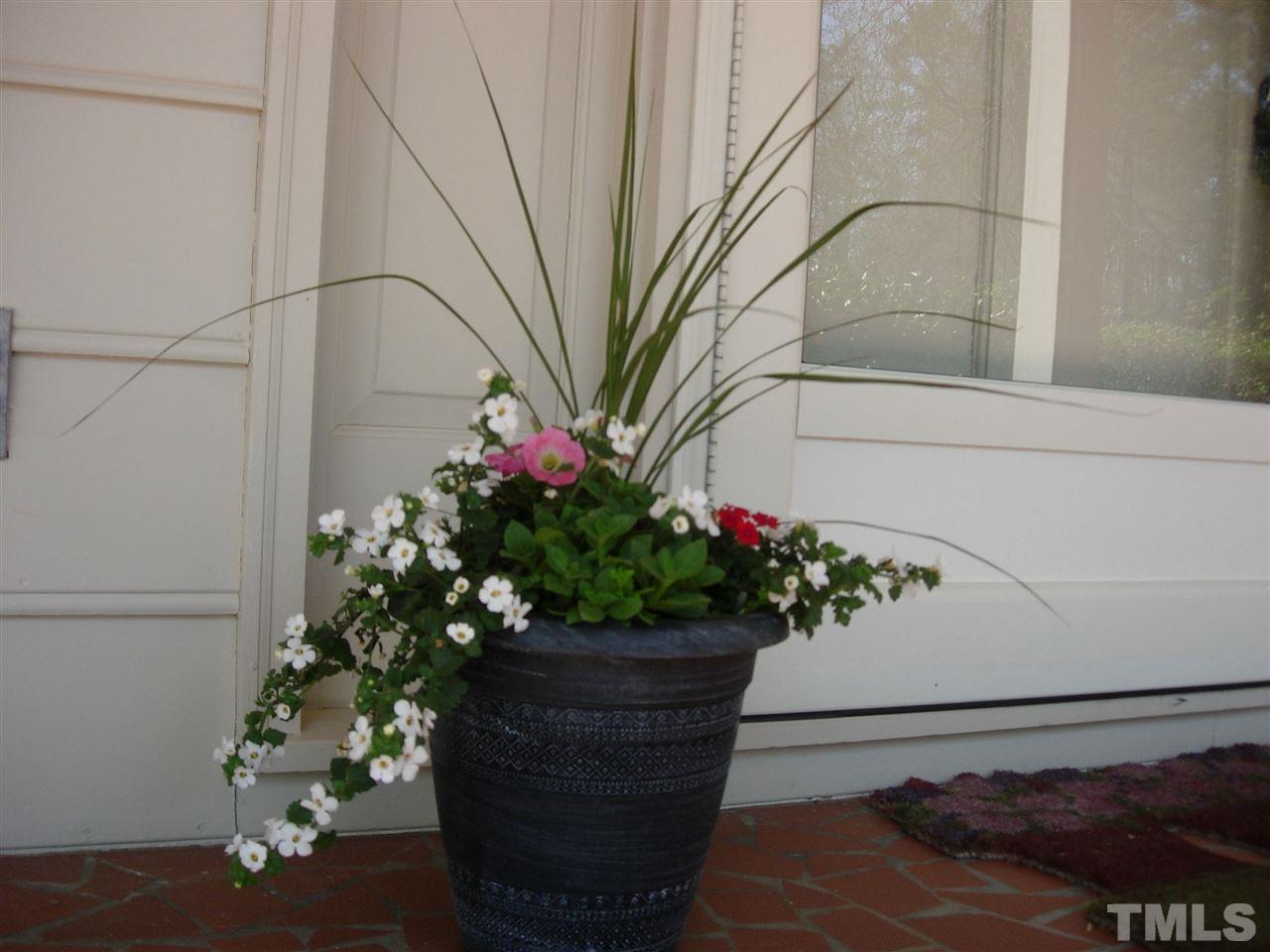 2221 Thunder Road Durham, NC 27712 - Photo 3 of 20 Gallery Image 3