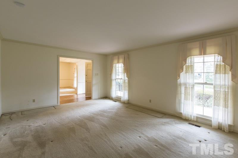 2221 Thunder Road Durham, NC 27712 - Photo 4 of 20 Gallery Image 4