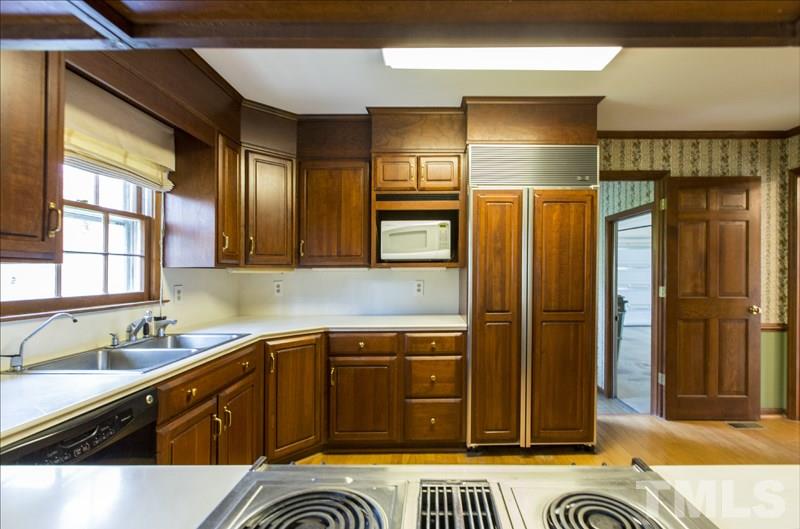 2221 Thunder Road Durham, NC 27712 - Photo 8 of 20 Gallery Image 8