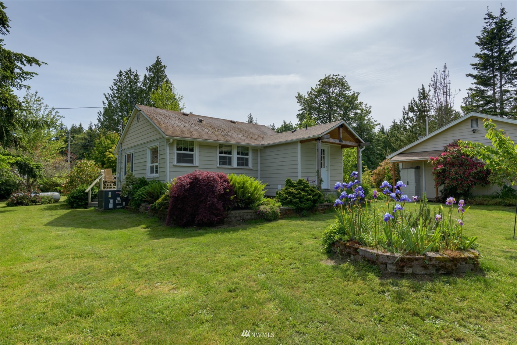 1688 Mountain View Road East Port Orchard, WA 98366 - Photo 8 of 29 Gallery Image 8