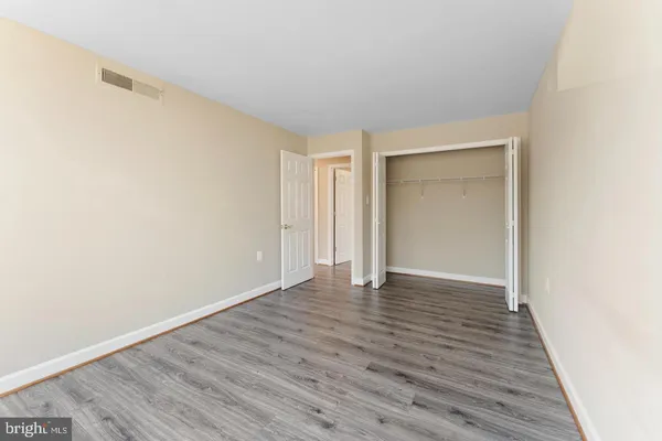 $285,000 | 4410 Briarwood Court North, Unit 36, Annandale, VA 22003