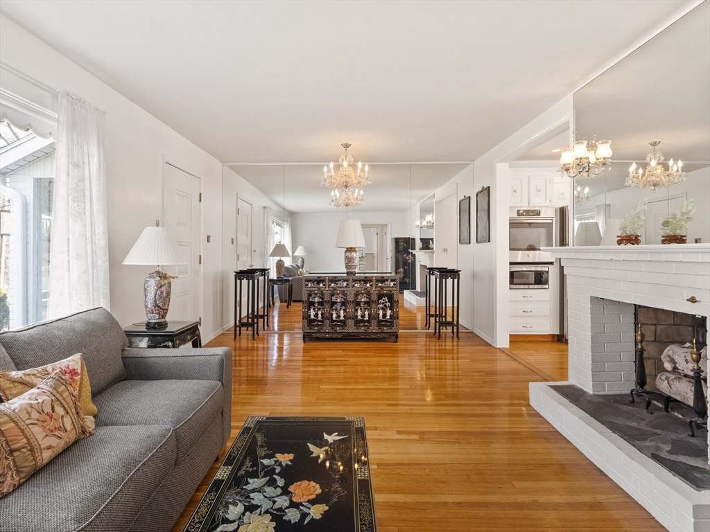 18 Knollwood Road Reading, MA 01867 - Photo 14 of 42 Gallery Image 14