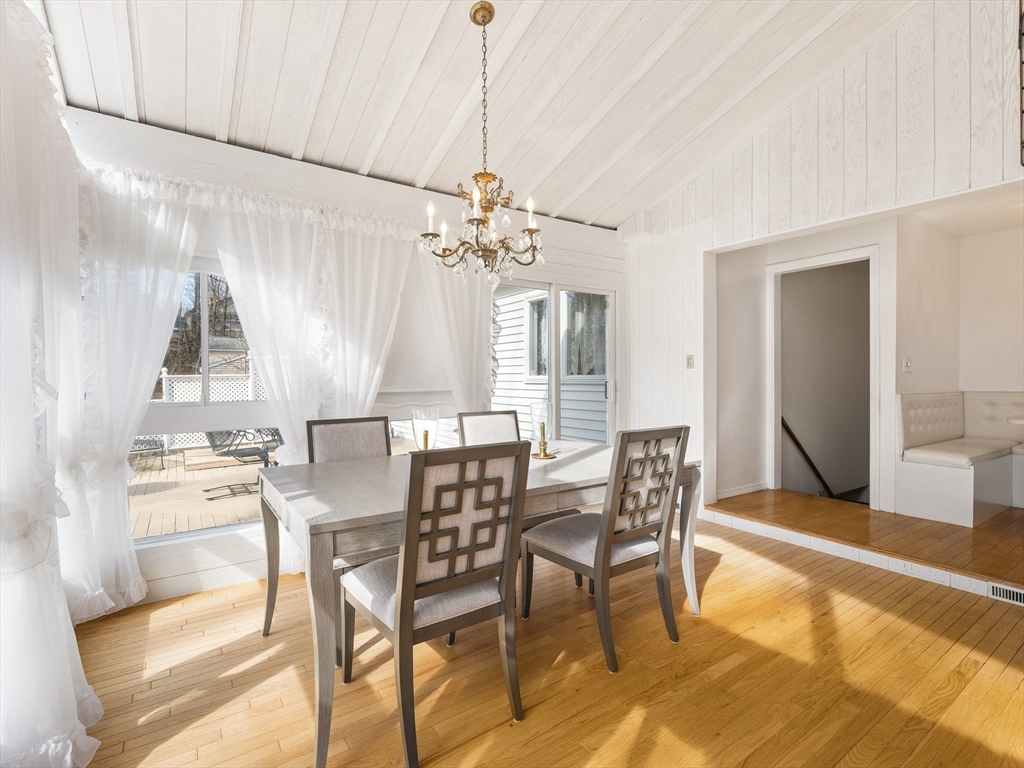 18 Knollwood Road Reading, MA 01867 - Photo 33 of 42 Gallery Image 33