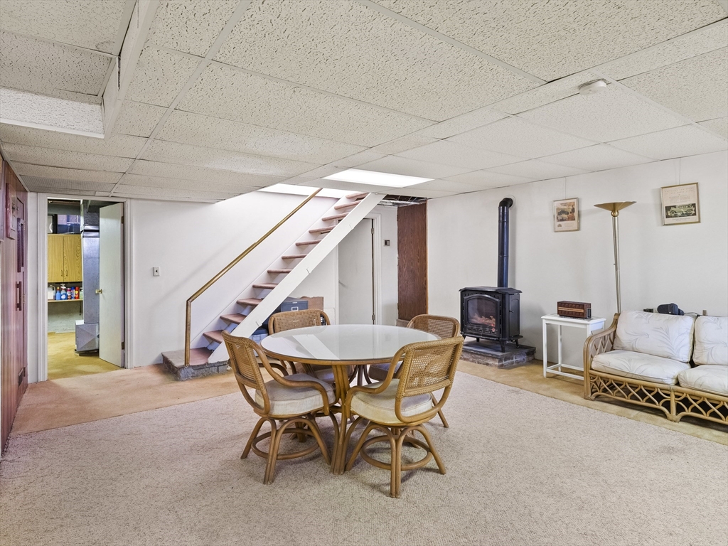 18 Knollwood Road Reading, MA 01867 - Photo 38 of 42 Gallery Image 38