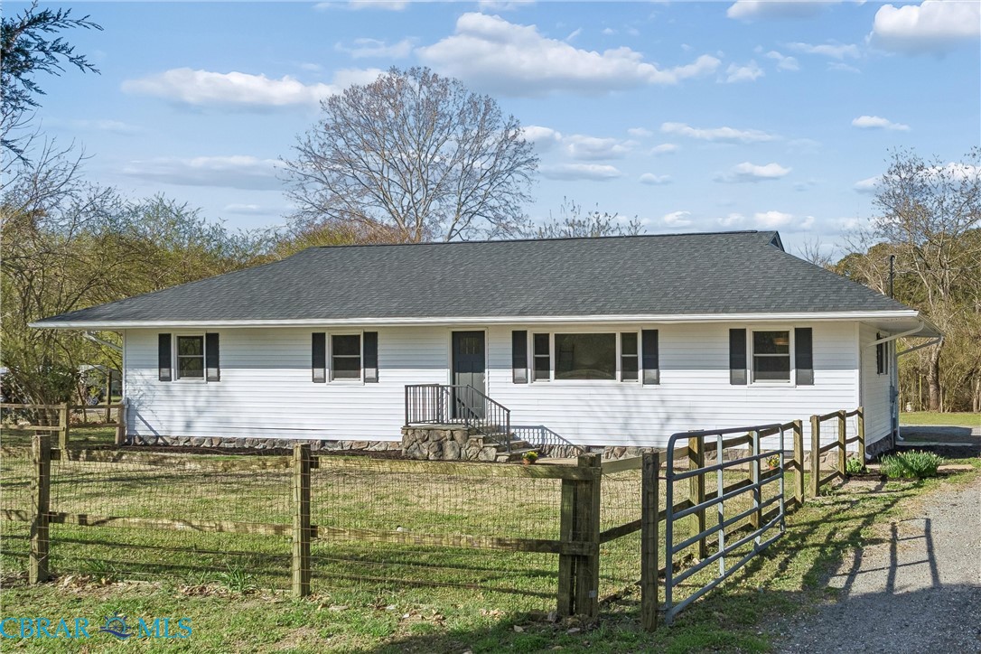 4404 Hickory Fork Road Gloucester, VA 23061 - Photo 3 of 48 Gallery Image 3