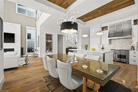 $5,595,000 | 770 Park Street, Naples, FL 34102