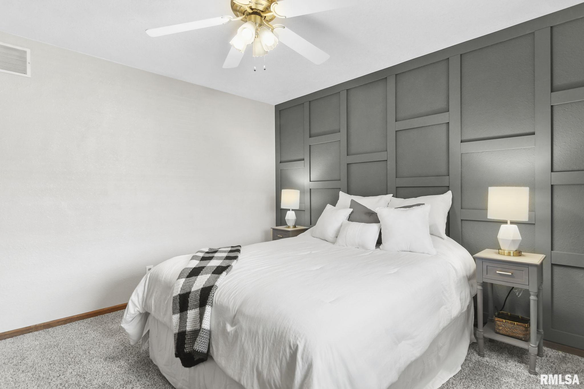 2216 Cloverfield Lane Springfield, IL 62711 - Photo 33 of 53 Gallery Image 33