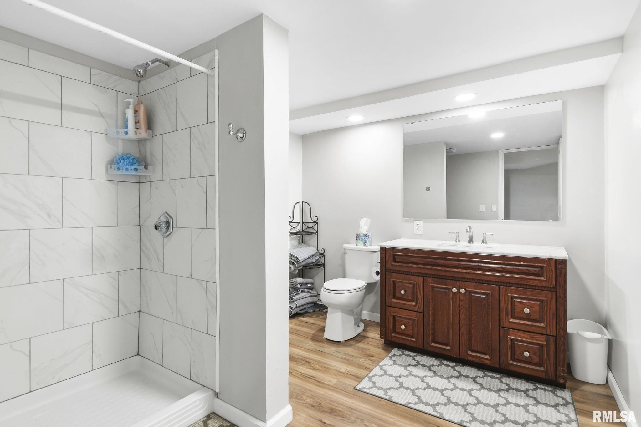 2216 Cloverfield Lane Springfield, IL 62711 - Photo 44 of 53 Gallery Image 44