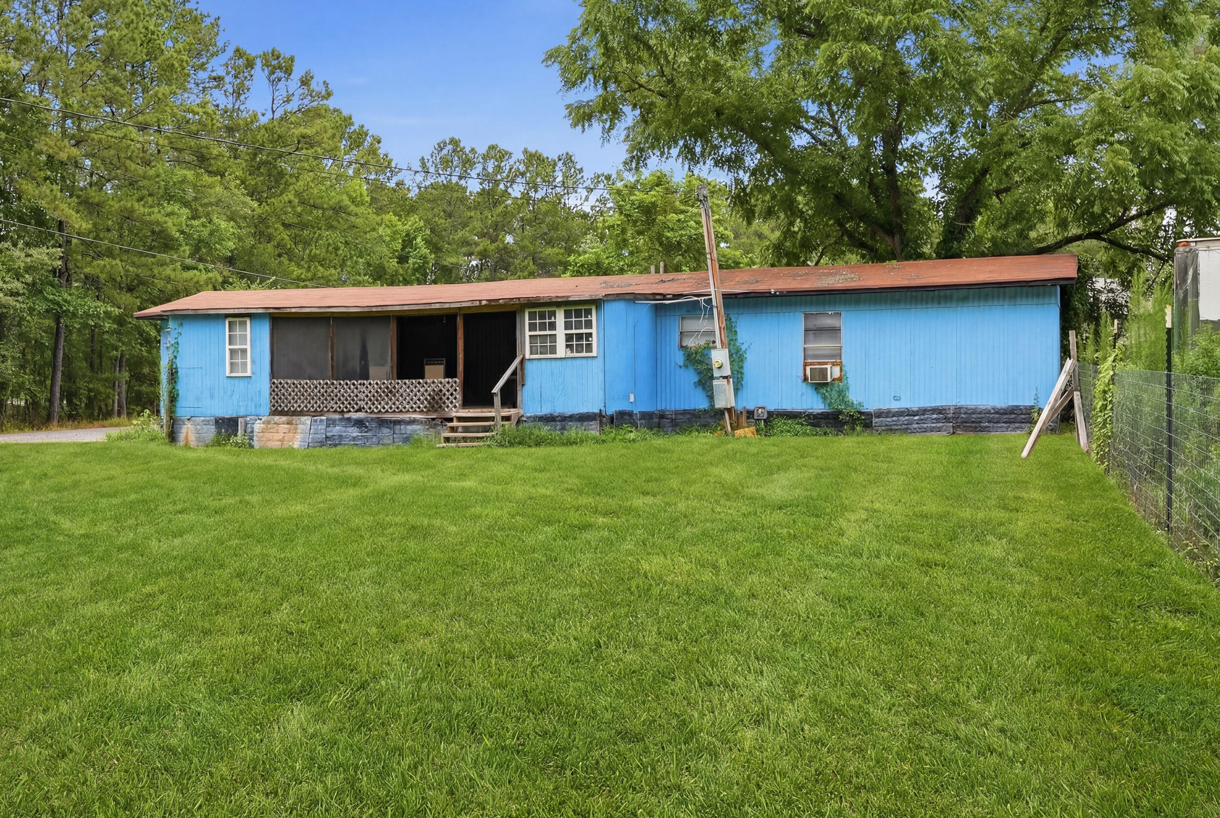 208 Rae Lane Bonneau, SC 29431 - Photo 4 of 37