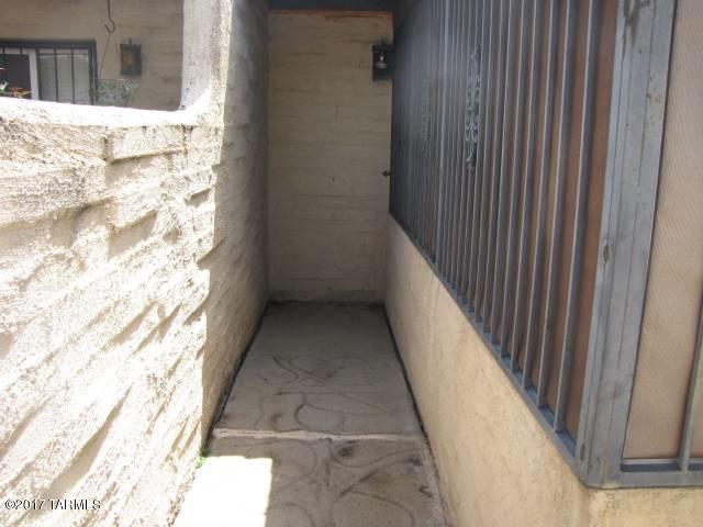 285 South Kolb Road, Unit 3 Tucson, AZ 85710 - Photo 13 of 25 Gallery Image 13