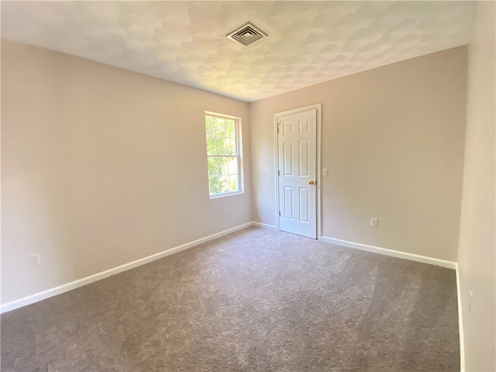 58 Ashbrook Drive Cranston, RI 02921 - Photo 18 of 28