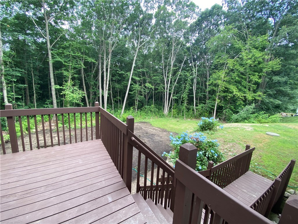 58 Ashbrook Drive Cranston, RI 02921 - Photo 27 of 28