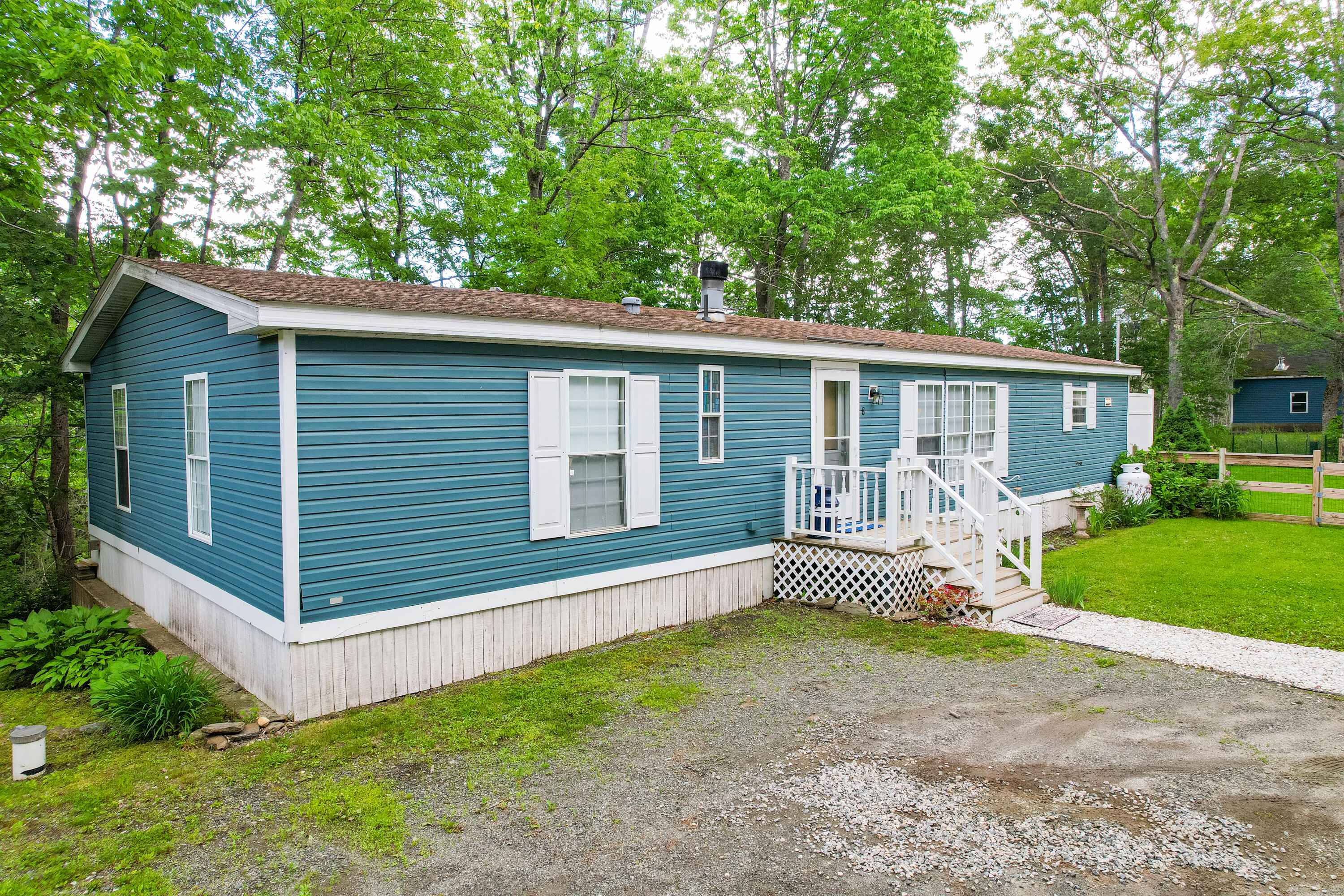 8 Knickerbocker Road Boothbay, ME 04537 - Photo 2 of 43 8KnickerbockerRd.Boothbay-34
