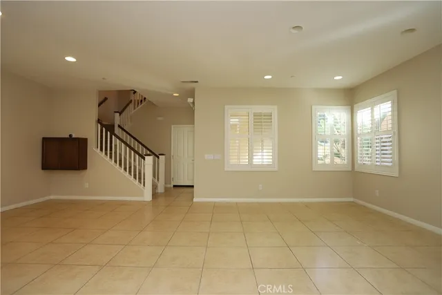 a view of an entryway with a window