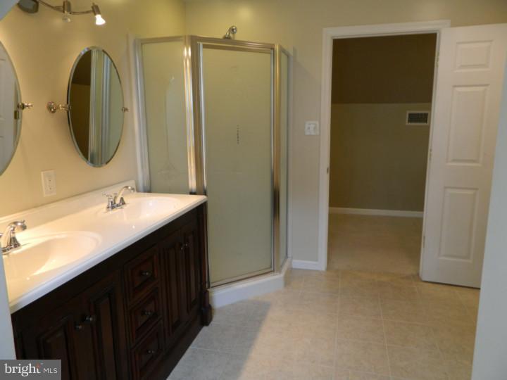 413 Junction Road Berlin, NJ 08009 - Photo 13 of 16