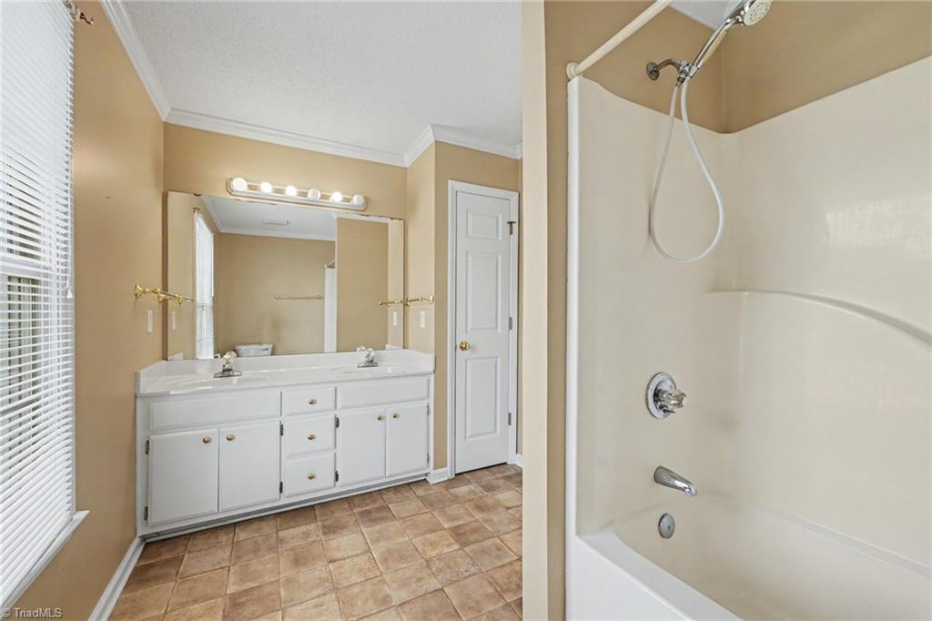 116 Moore Street Graham, NC 27253 - Photo 19 of 28