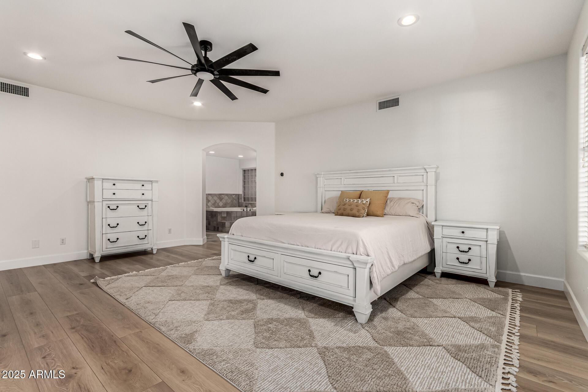 2552 East Ridgewood Lane Gilbert, AZ 85298 - Photo 32 of 78