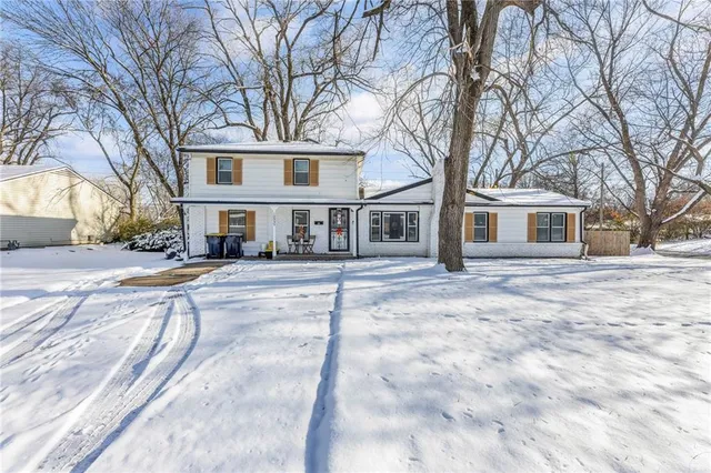 $200,000 | 10935 Bristol Terrace, Kansas City, MO 64134