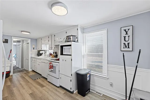 $200,000 | 10935 Bristol Terrace, Kansas City, MO 64134