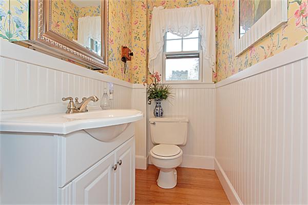 10 Van Ness Road Belmont, MA 02478 - Photo 6 of 7 Gallery Image 6