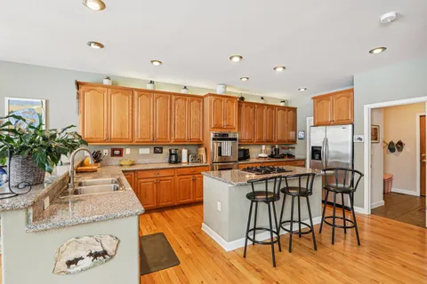 $975,000 | 1274 Gullane Court, Unit 1519, Geneva, WI 53147