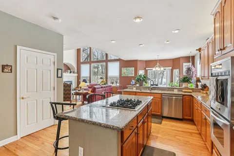 $975,000 | 1274 Gullane Court, Unit 1519, Geneva, WI 53147