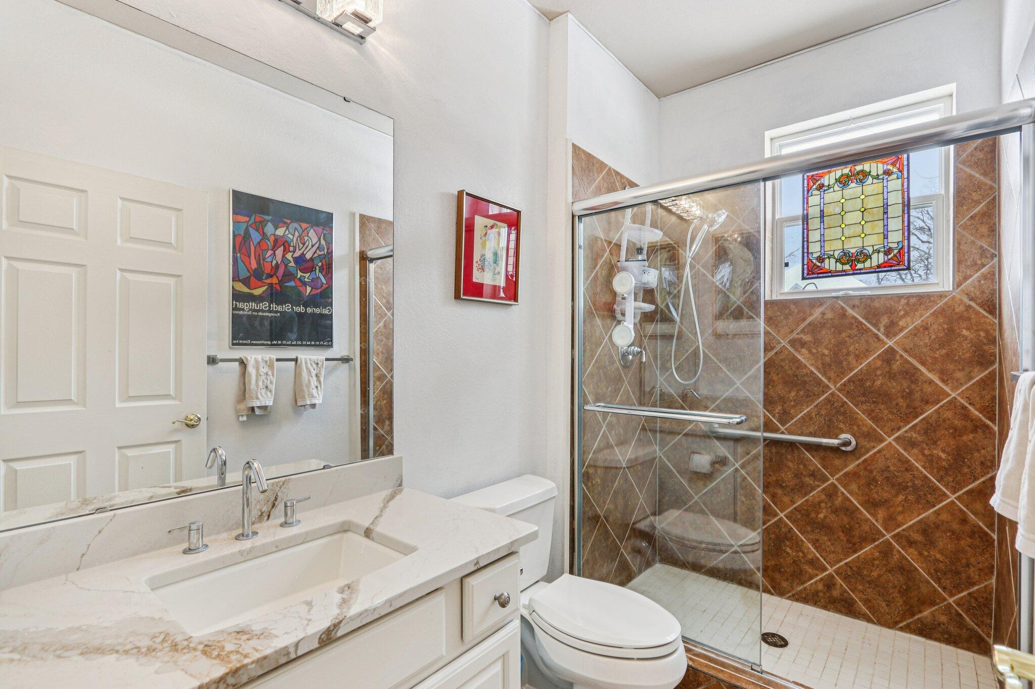 1274 Gullane Court, Unit 1519 Geneva, WI 53147 - Photo 23 of 70 Main Level full bath