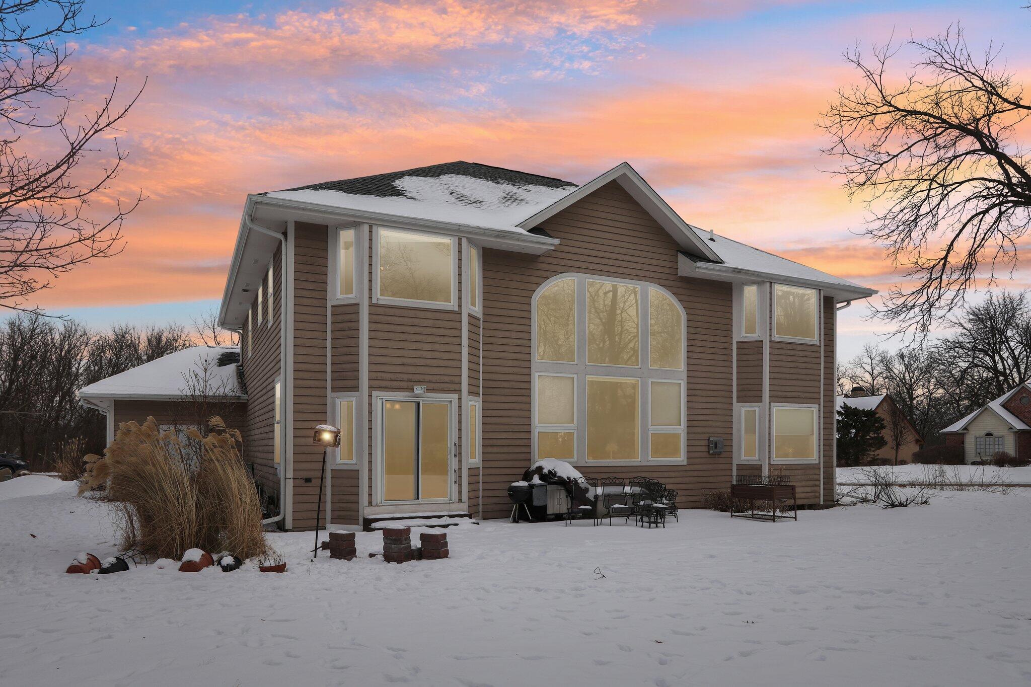 1274 Gullane Court, Unit 1519 Geneva, WI 53147 - Photo 55 of 70 Sunset view