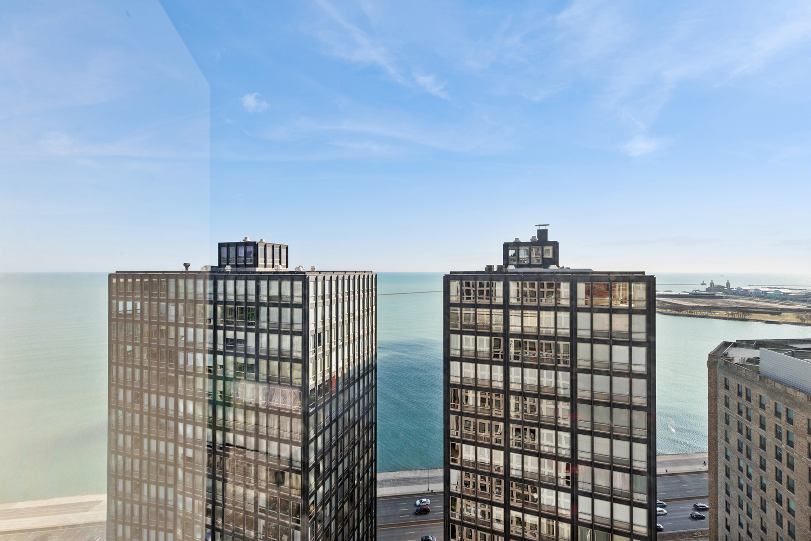 260 East Chestnut Street, Unit 3207 Chicago, IL 60611 - Photo 11 of 28