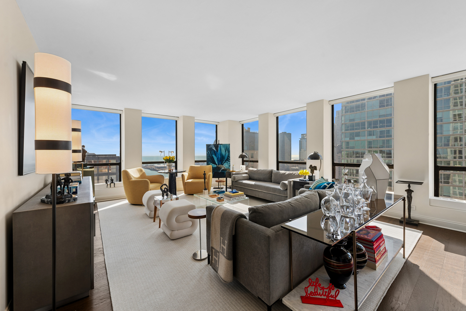 260 East Chestnut Street, Unit 3207 Chicago, IL 60611 - Photo 3 of 28