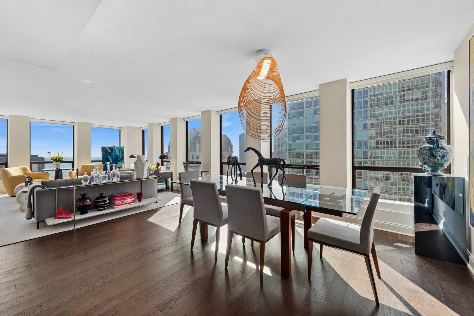 260 East Chestnut Street, Unit 3207 Chicago, IL 60611 - Photo 8 of 28