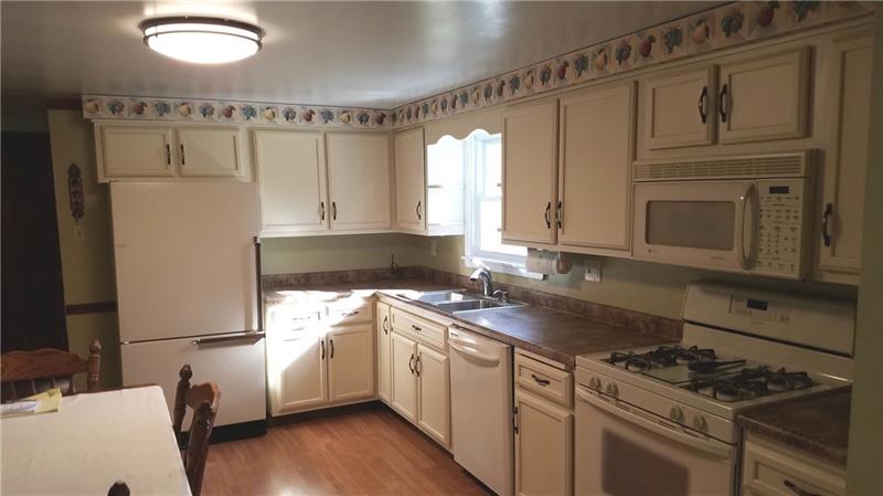 999 Hurst Road Greensburg, PA 15601 - Photo 5 of 21 Gallery Image 5