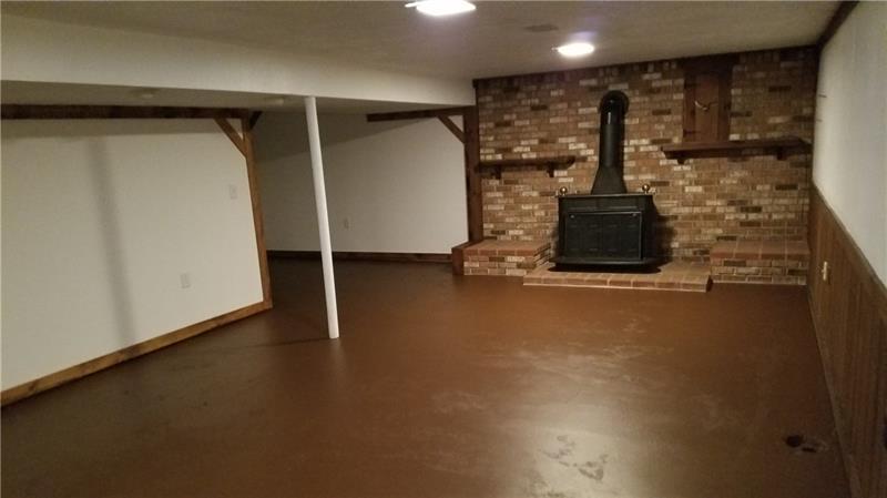 999 Hurst Road Greensburg, PA 15601 - Photo 10 of 21 Gallery Image 10