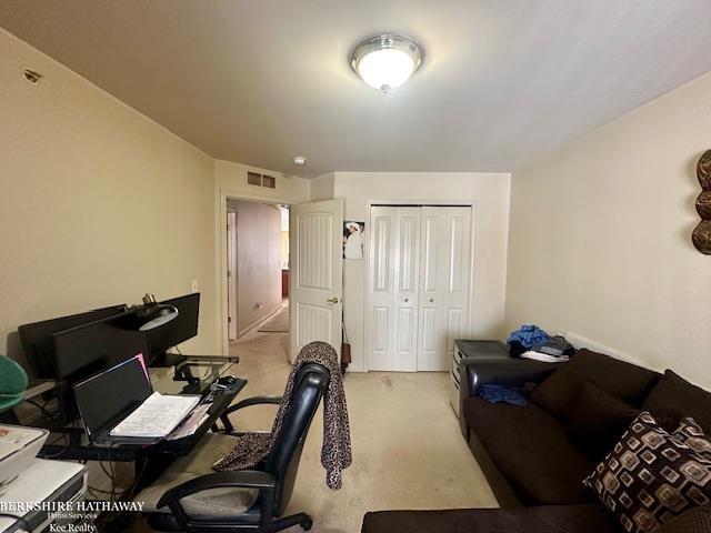 34114 Utica Road Fraser, MI 48026 - Photo 10 of 16 50164747-6d626740-b242-4dd9-bdcd-a40fb44c96aa.JPG