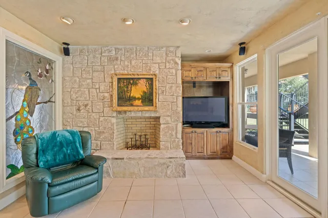 $2,900,000 | 68 Applehead Island Drive, Horseshoe Bay, TX 78657