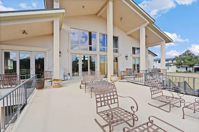 $2,900,000 | 68 Applehead Island Drive, Horseshoe Bay, TX 78657