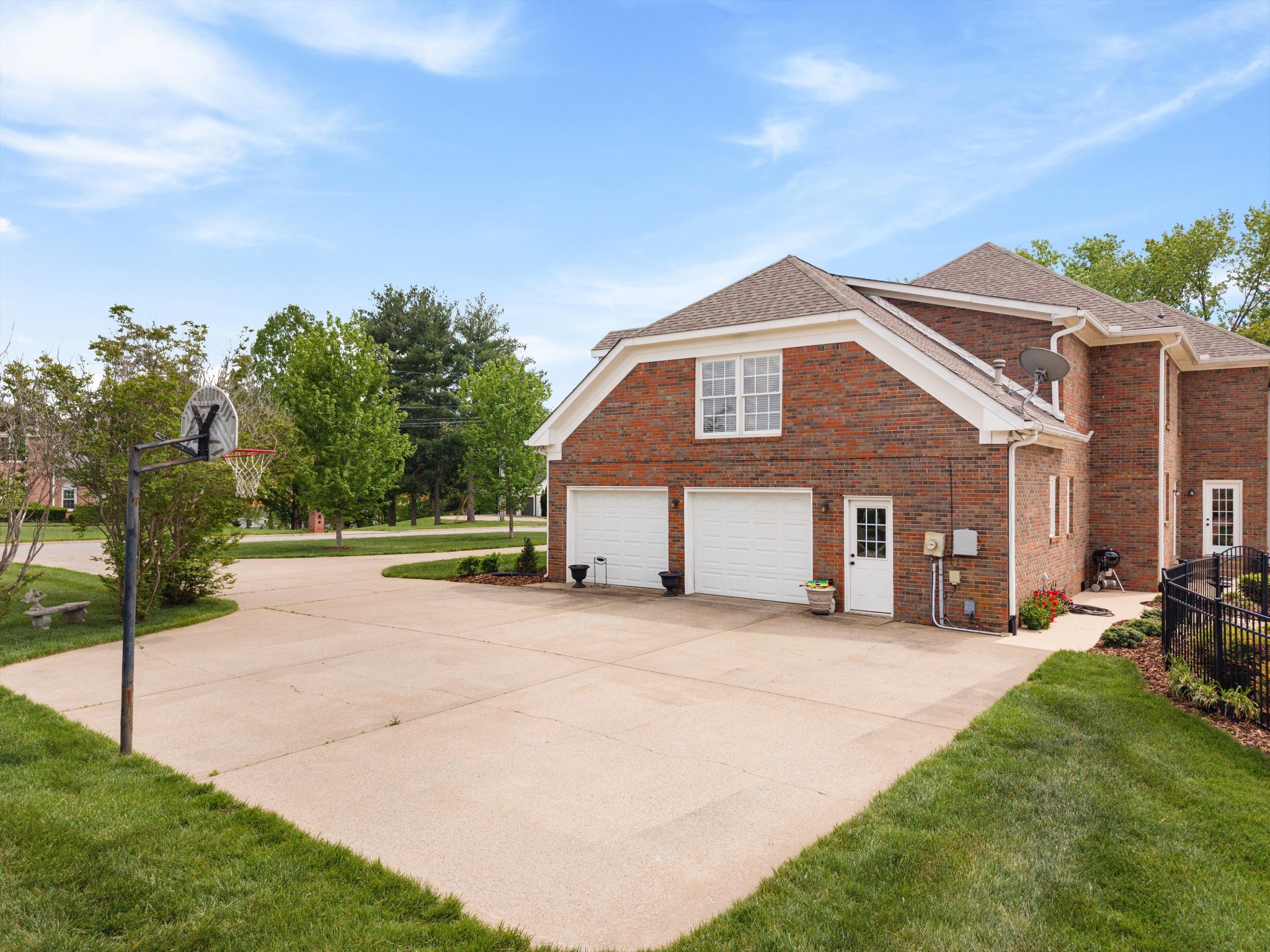 506 Pond Apple Road Clarksville, TN 37043 - Photo 55 of 73 a front view of a house with a yard and garage