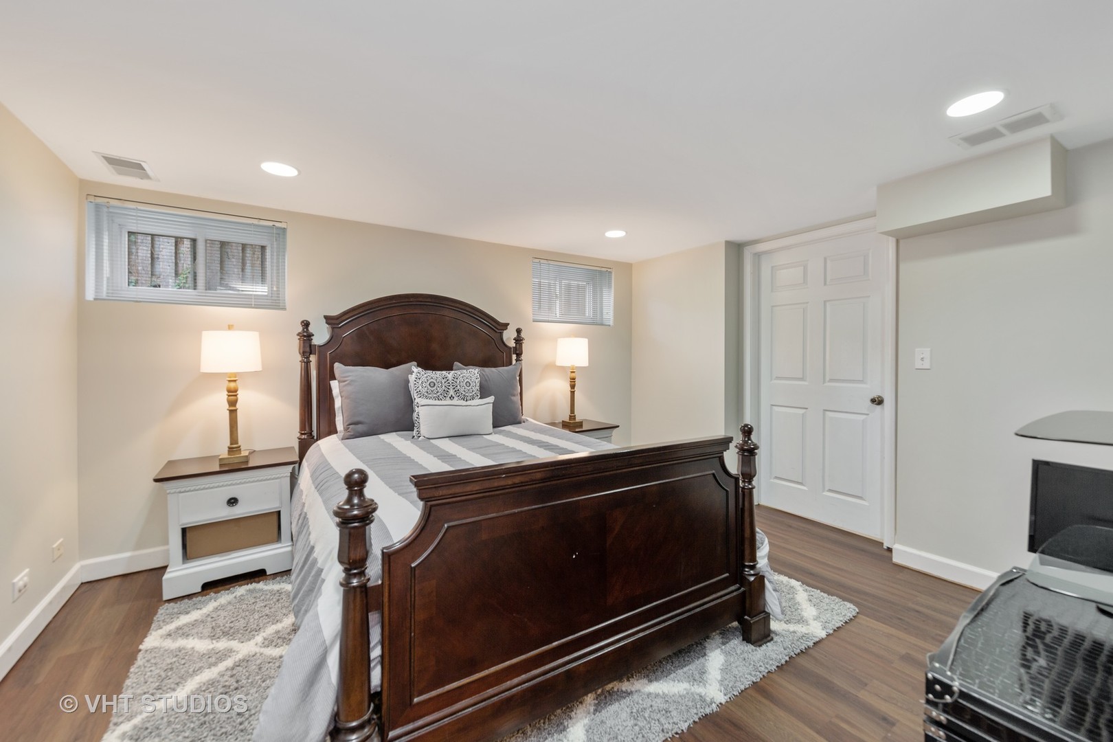 429 South La Grange Road La Grange, IL 60525 - Photo 19 of 32